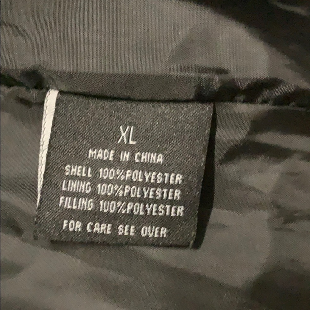 Vest - Picture 2 of 3